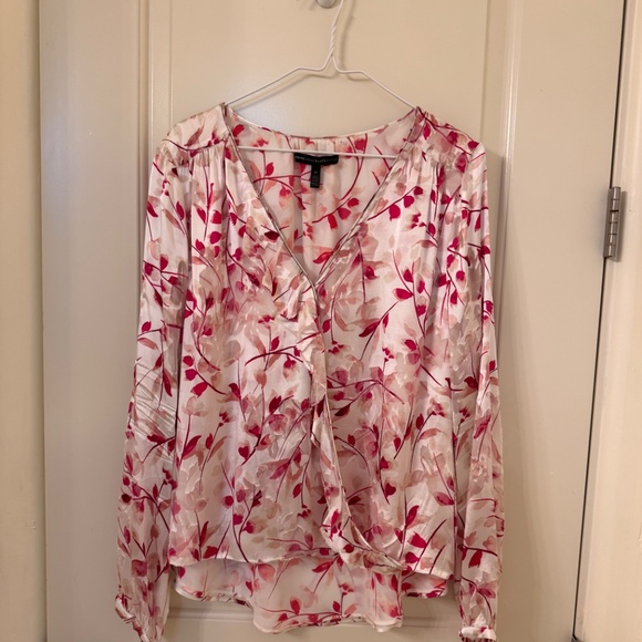 Pink and white silk blend floral blouse, size 14, from White House Black Market - Picture 2 of 8